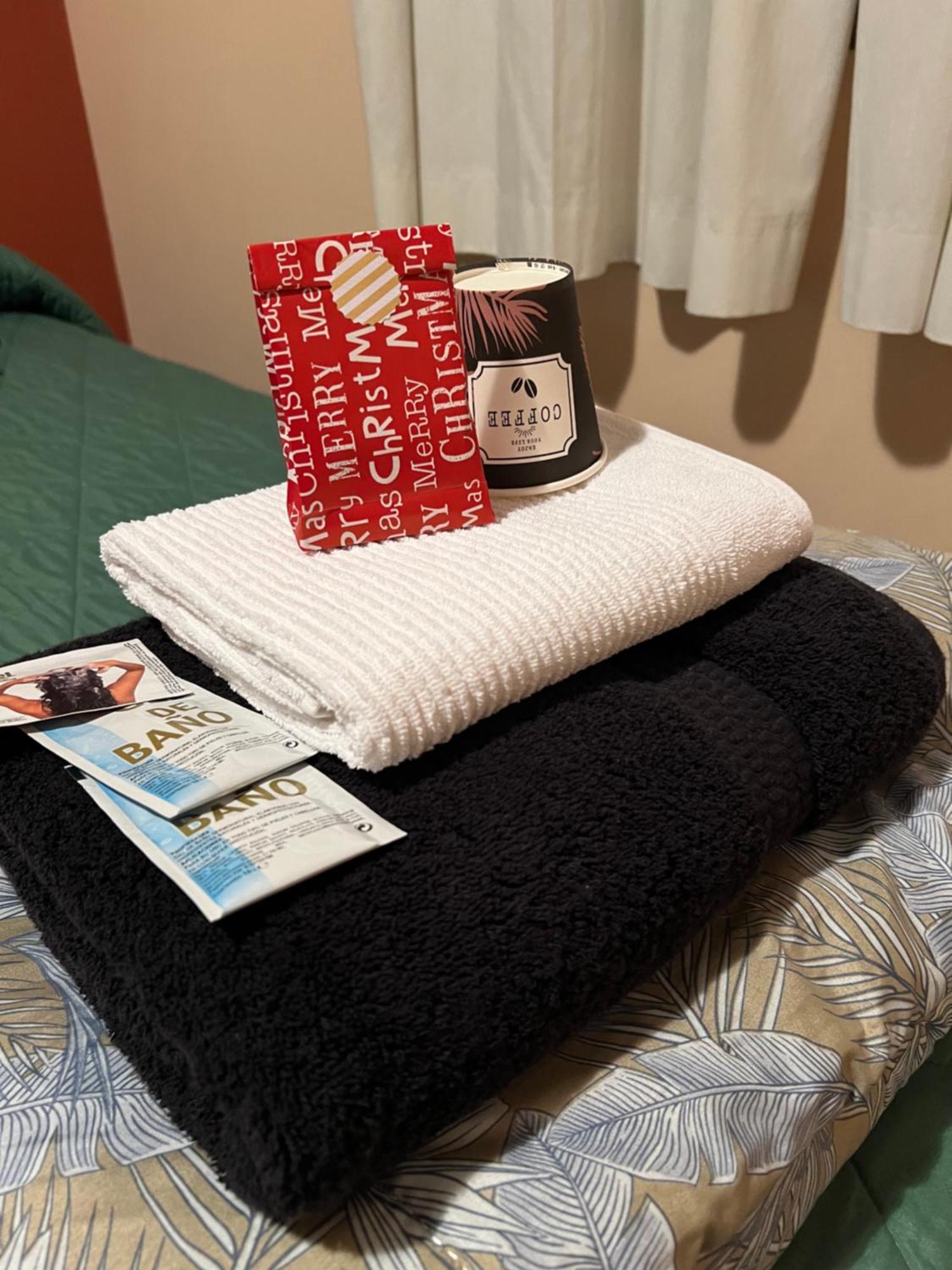 Hostal Trevelez エル・エヒド エクステリア 写真
